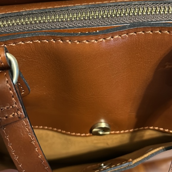 Patricia Nash Ava Tote Rose Tooled Tan NWT Beautiful - Picture 5 of 11